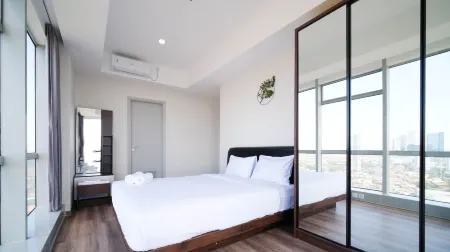 Minimalist with Beautiful View 2Br at Grand Sungkono Lagoon Apartment