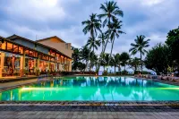 Insight Resort Ahangama - С бассейном
