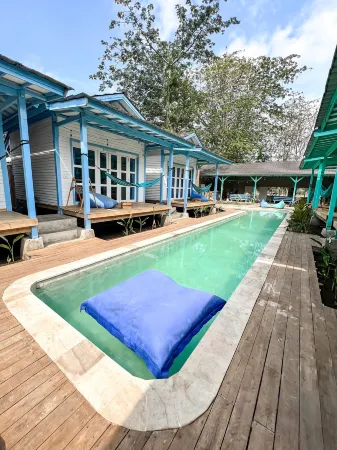 Casa Kapuas Отели рядом с достопримечательностью «Gili Trawangan Turtle Hatchery»