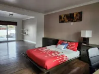 Réveillez-Vous S.E.N.C Hotels in Repentigny