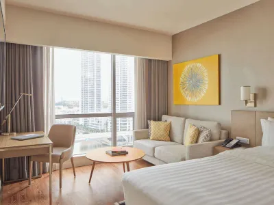 Novotel Suites Manila at Acqua Hotel a 