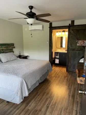 Black River Motel and Restaurant