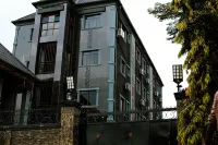 Jevenom Hotel Hotels in Loburo