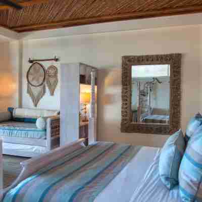 Almond Beach Resort at Jaguar Reef Rooms