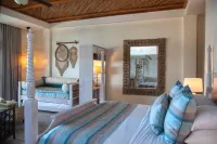 Almond Beach Resort at Jaguar Reef - parking