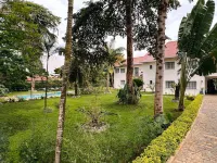 Brubru Lodge Hotels in 