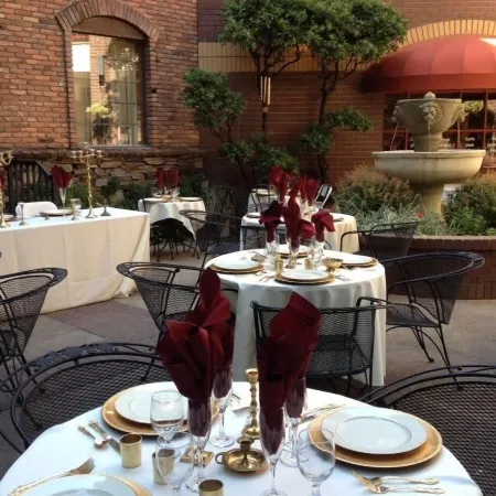 Historic Cary House Hotel