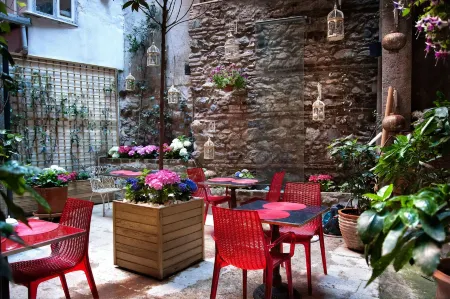 Nuru Ziya Suites