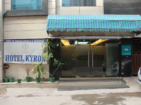 Hotel Kyron Отели рядом с достопримечательностью «Sadar Bazaar»