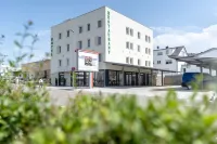 Hotel in Laisen Hotels near Maximilianbrunnen