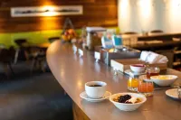 Modern Hotel - breakfast