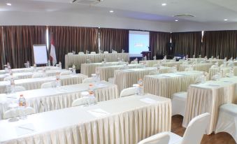 Horison Kota Lama Semarang