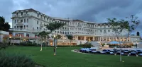 波拉納塞雷娜飯店 Mbuluzi Game Reserve and Lodges附近的飯店