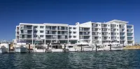 Mantra Geraldton