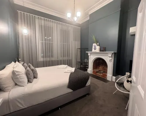 Tree House Hideouts Heygarth House Hotéis em Echuca