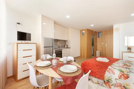 Avenida Apartement Отели рядом с достопримечательностью «Бон-Жезуш-ду-Монте»