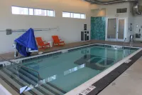 Aloft Syracuse Inner Harbor - Pool