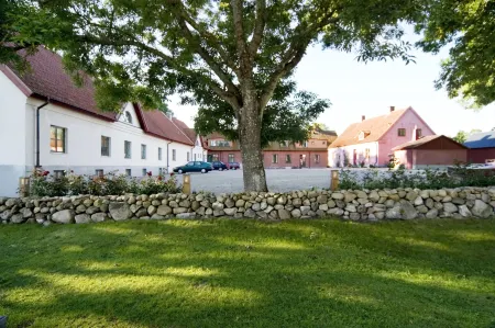 Brösarps Gästgifveri & Spa Отели в г. Brosarp