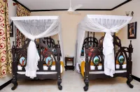 Forodhani Park Hotel - balcony
