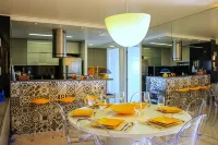 Cobertura Com Piscina Privativa | Pé na Areia | Vista Mar | Barra Bali | Destino Bsm 417 - Homestays