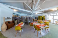 Garrigae Domaine de l'Esterel - Piscine & Spa Cinq Mondes - breakfast