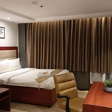 Cherry Midtown Hotel