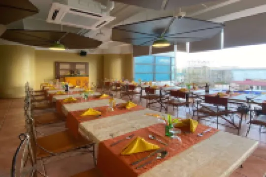 Days Hotel by Wyndham Iloilo