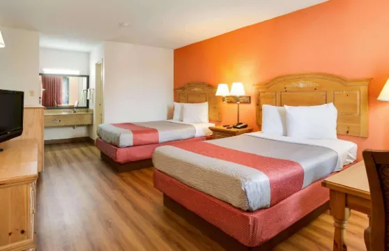 田納西克拉克斯維爾 6 號汽車旅館