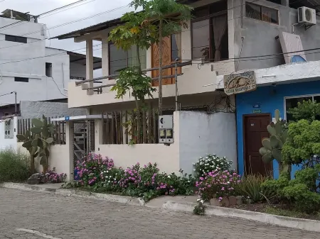 Villa Galapagos Отели рядом с достопримечательностью «Исследовательская станция Чарльза Дарвина»