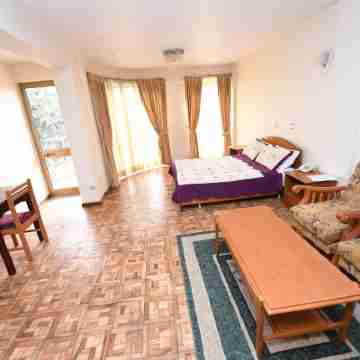 Weygoss Guest House Rooms