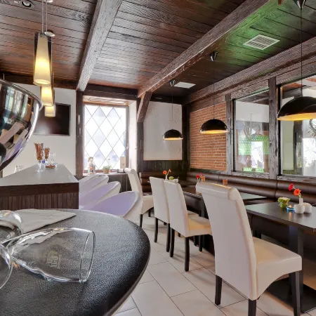 Bavaria Hotel Münchner Hof Superior Отели рядом с достопримечательностью «Штуттгарт-Ост»