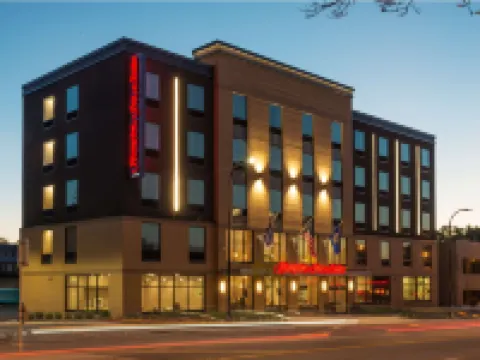 Hampton Inn & Suites Minneapolis University Area Hotels in Minneapolis