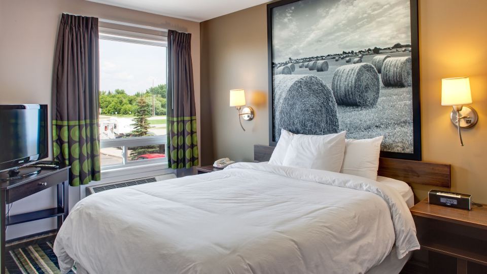 Super 8 by Wyndham Brandon MB