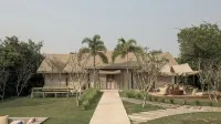 The Beige Hotels in Angkor Thom