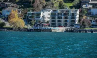 The Waterfront Hotels in Queenstown
