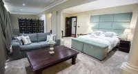 Border Hotel