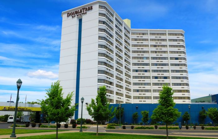 DoubleTree by Hilton Spokane-City Center