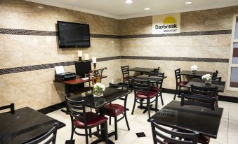 Days Inn by Wyndham Concord