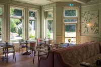 Worplesdon Place Hotel - Bữa sáng