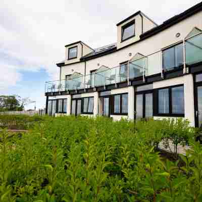 Strandhill Lodge and Suites Boutique Hotel Hotel Exterior