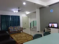 Salam Homestay d'Sendayan Hotel di Siliau