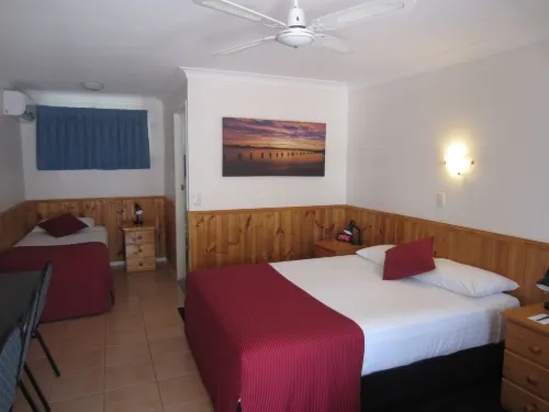 Twin Towns Motel - Parkering