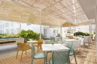 Cabot Hobby Club Apartments