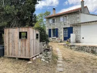 Chambres, Table d'Hôtes et Gites les Mesanges Hotels in Mirebeau