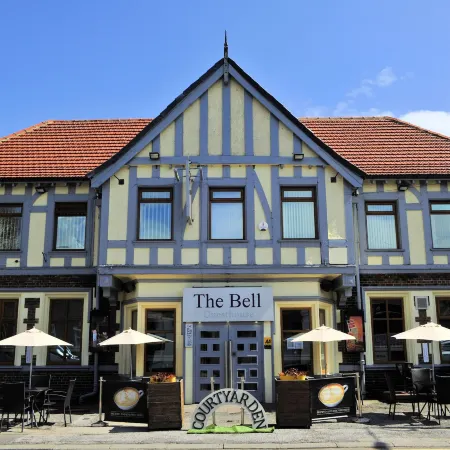 The Bell Guesthouse Отели в г. Петерли