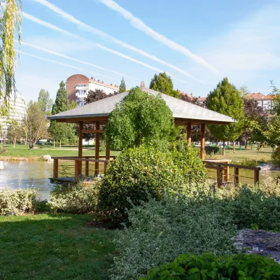 Sancho Ramirez Hotels near Pamplona railway station