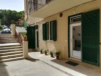 Guest House Via Marina B&B