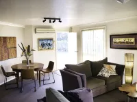Captain's Quarters Bermagui Hotels in Bermagui