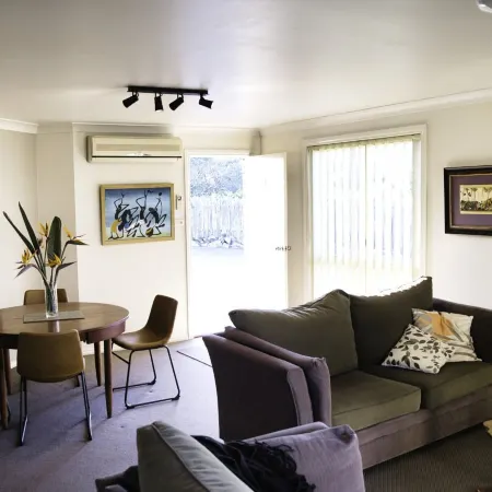 Captain's Quarters Bermagui