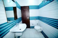 Hotel Holiday Comfort - 800 MTS from Jallianwala Bagh